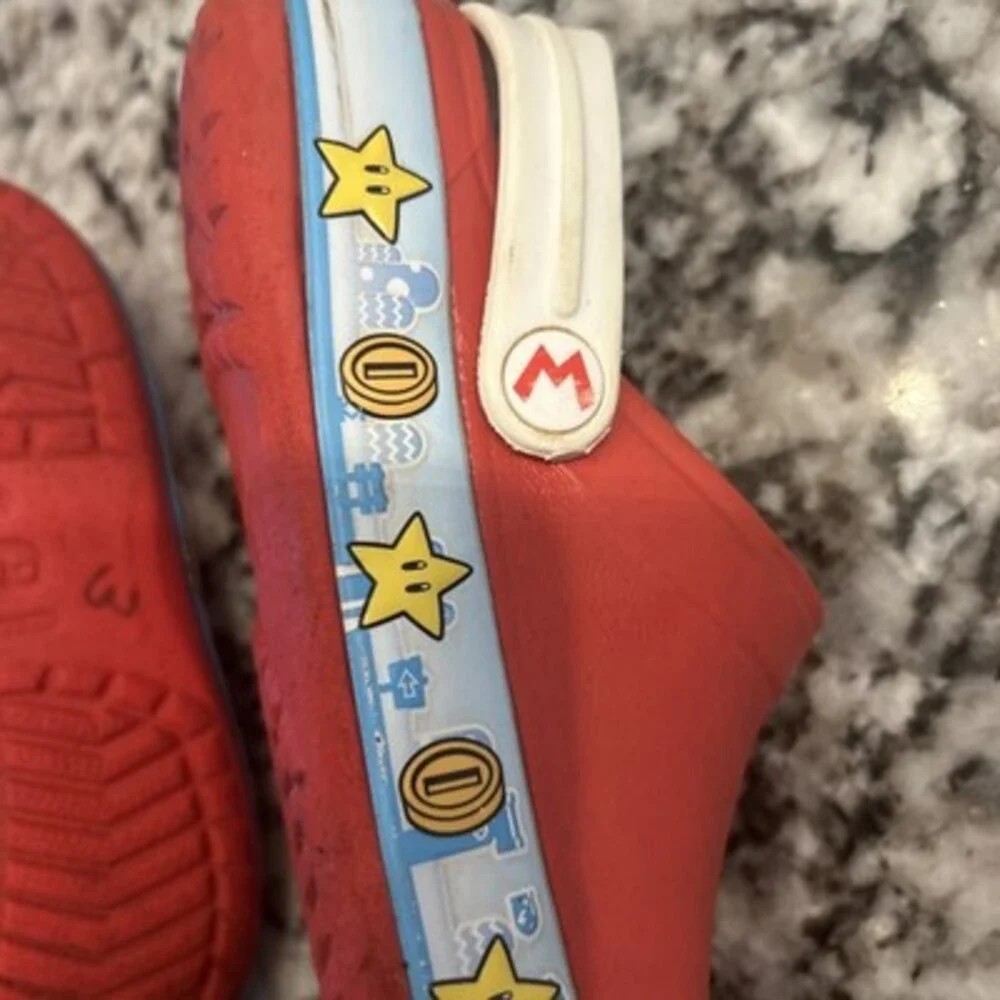 CROCS these kids